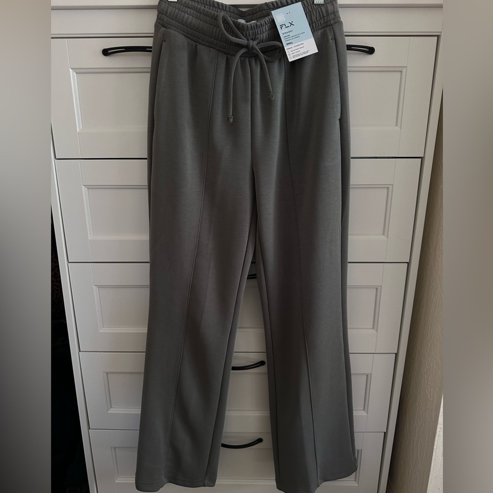FLX Solace straight leg high rise pants Rustic fern Size Small New with tags